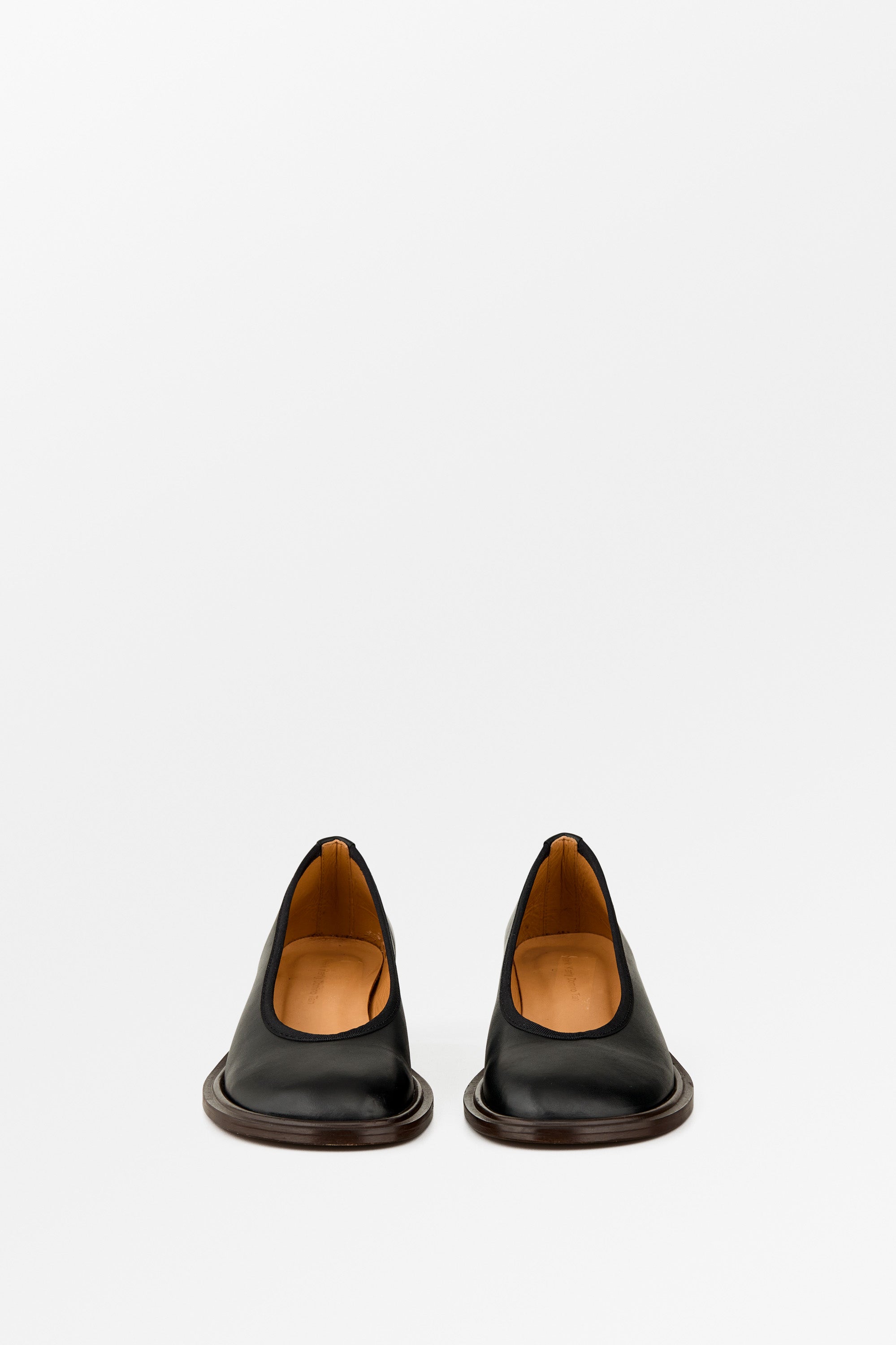 MKDT Studio Alaia Leather Shoes BLACK