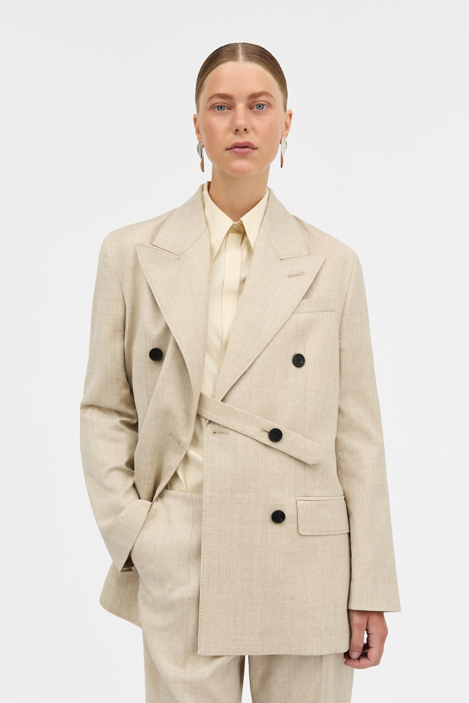 MKDT Studio JUANITA SOFT WOOL Jackets SAND
