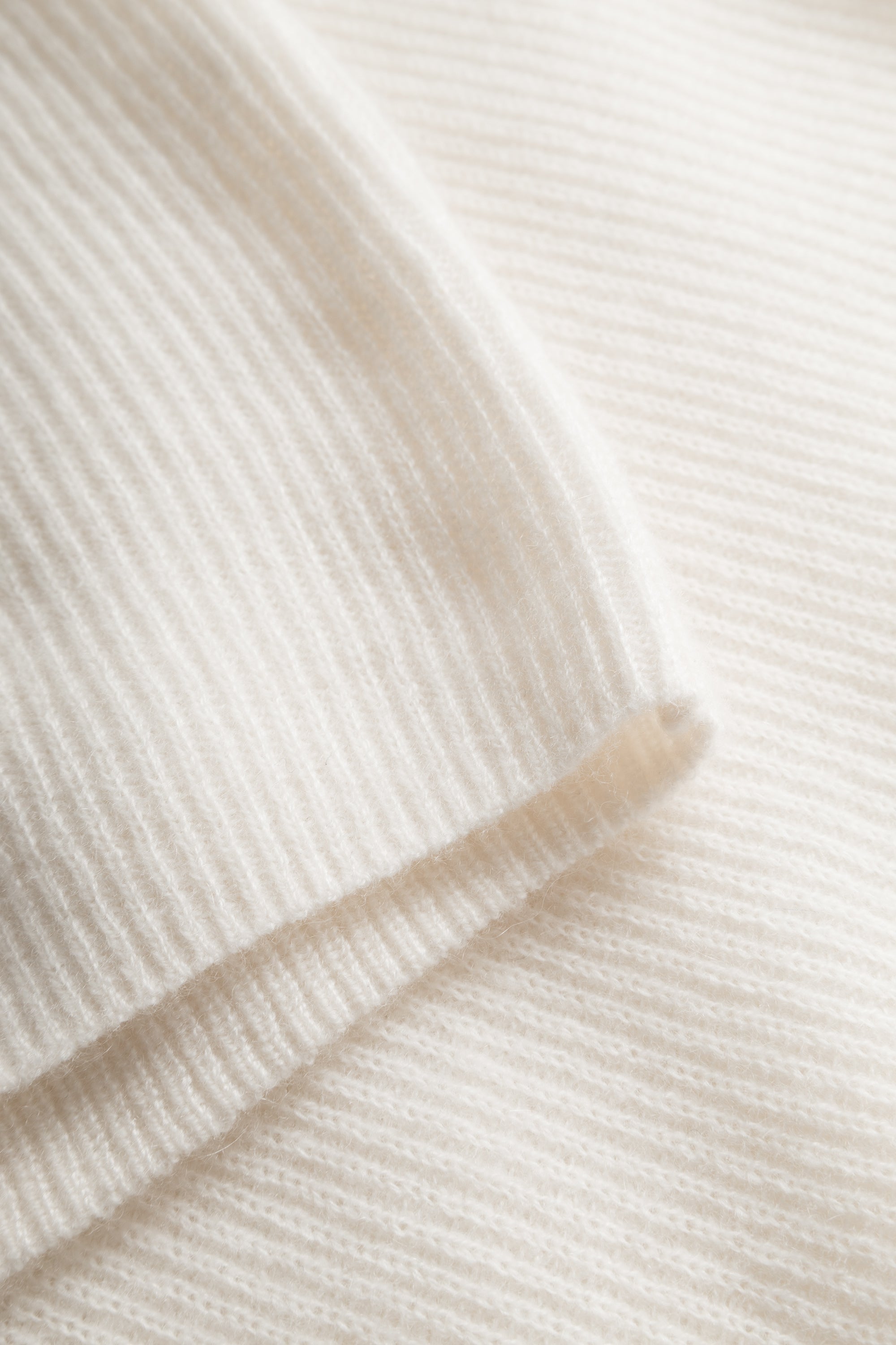 Mark Kenly Domino Tan Kamala Cashmere T-Shirts IVORY