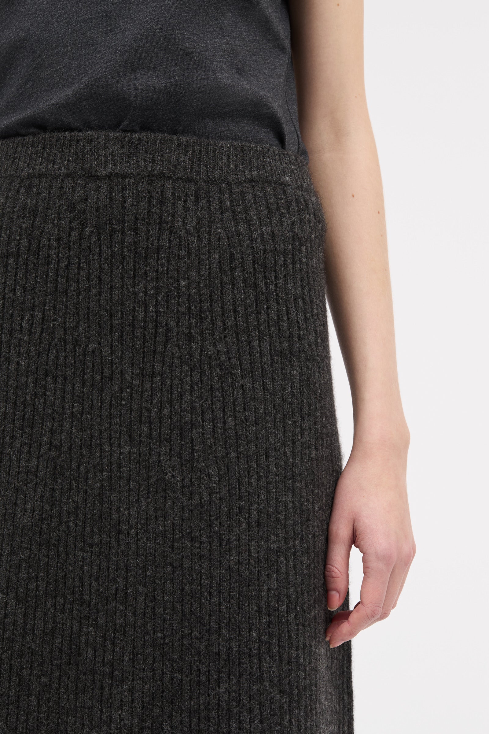 MKDT Studio Klareen Yak Skirts DARK GREY MELANGE