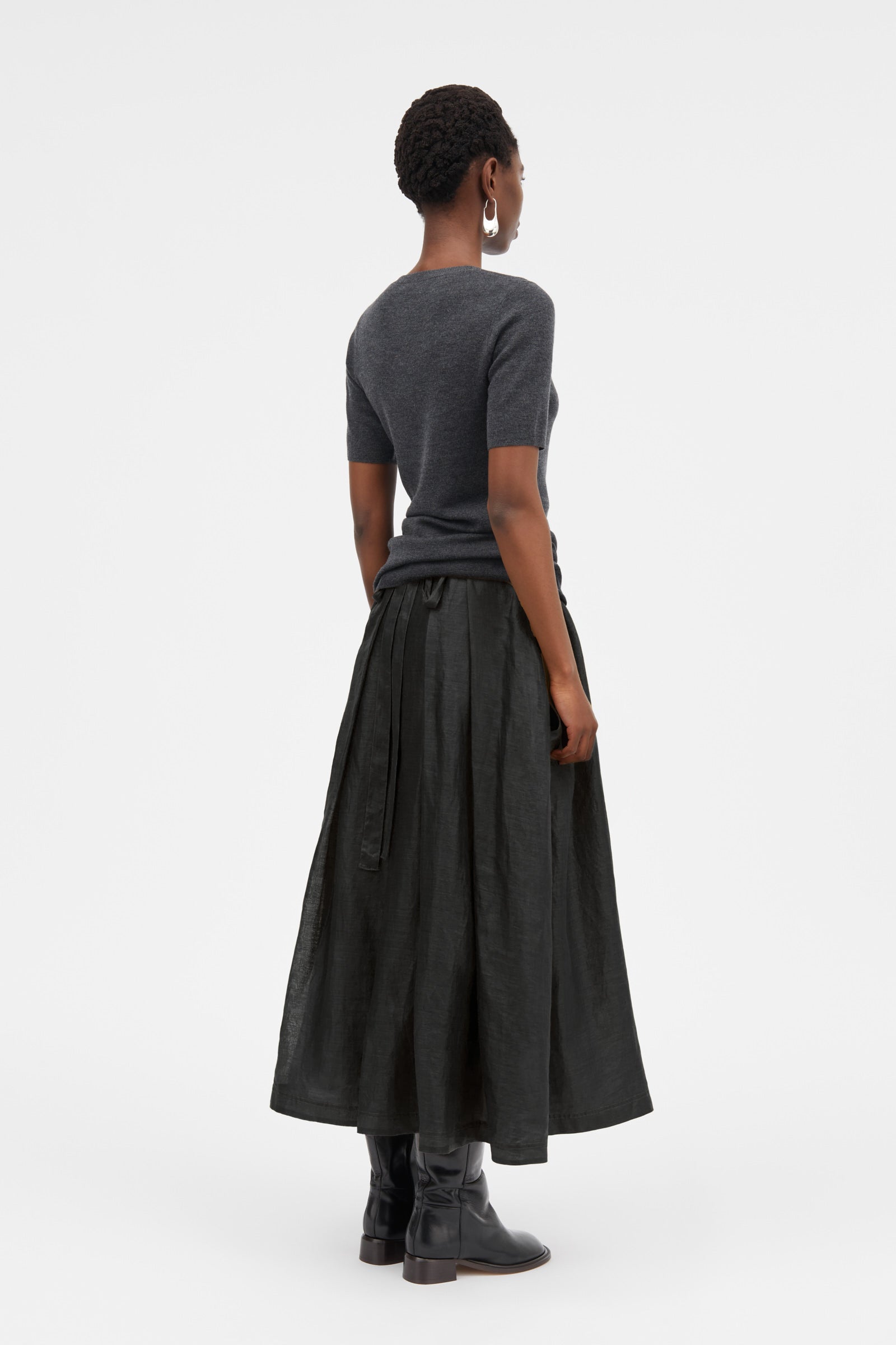 Mark Kenly Domino Tan Nova Light Ramie Skirts BLACK