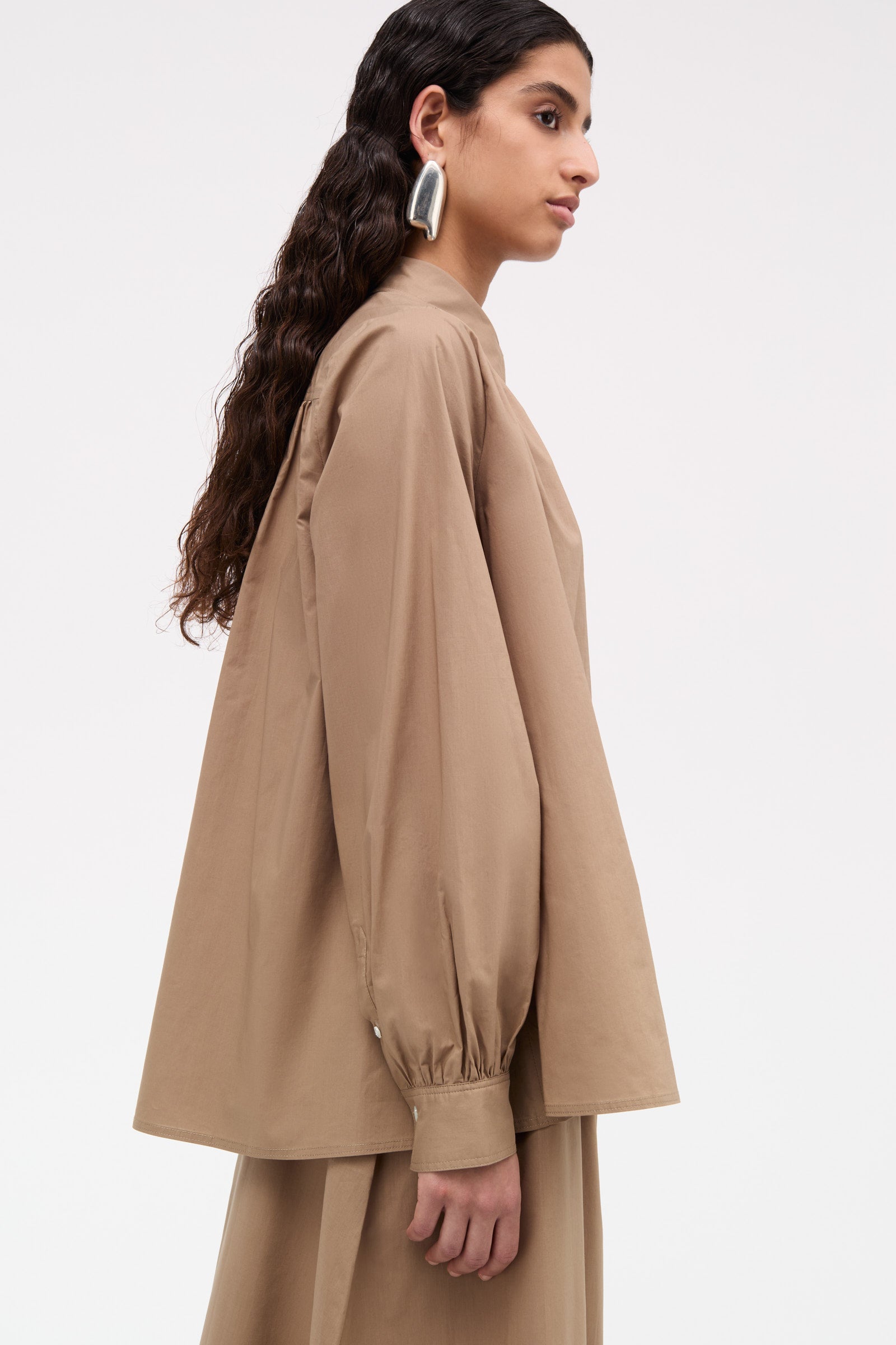 MKDT Studio Sevyn Shirt Shirts TAUPE