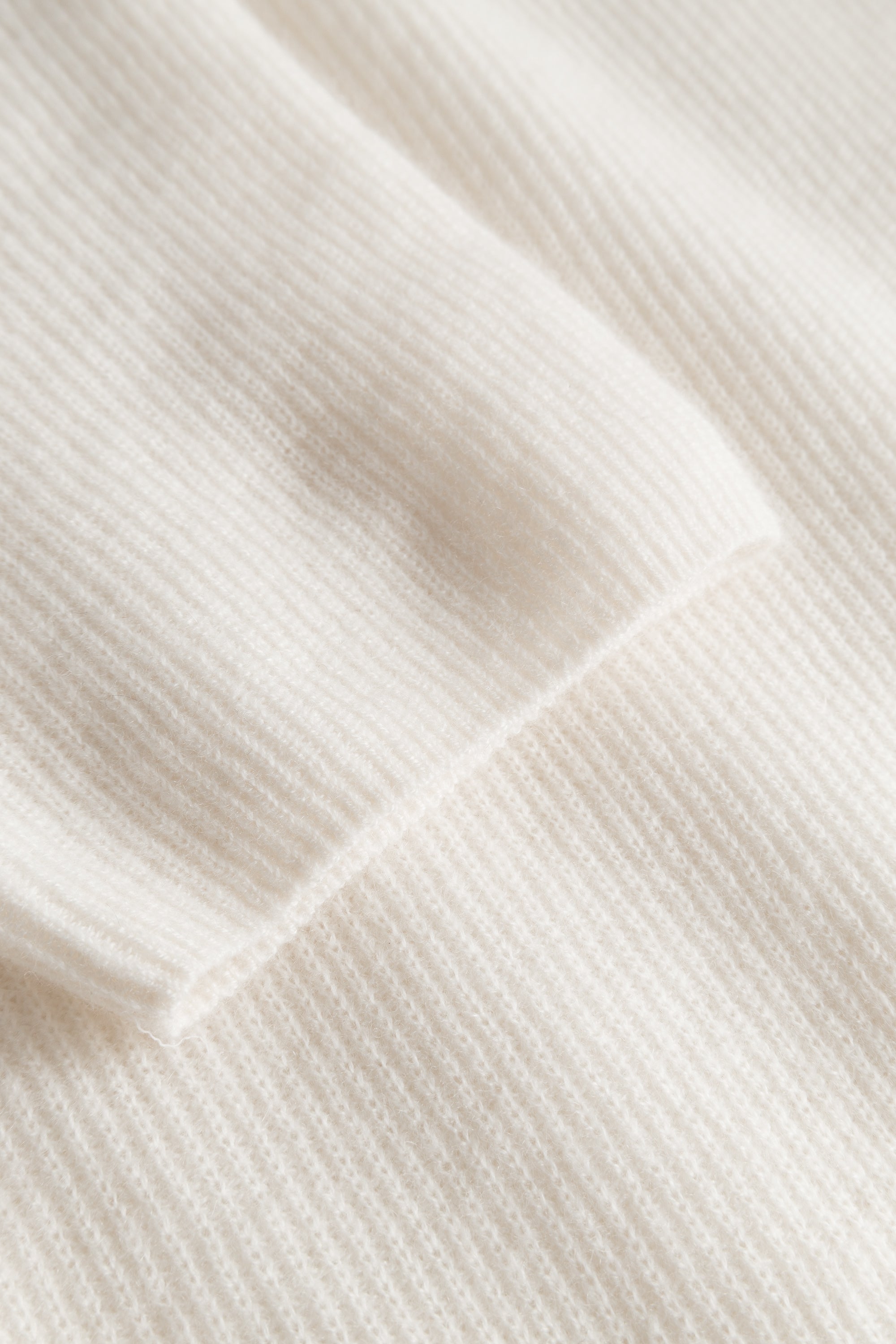 Mark Kenly Domino Tan Kamala Cashmere T-Shirts IVORY