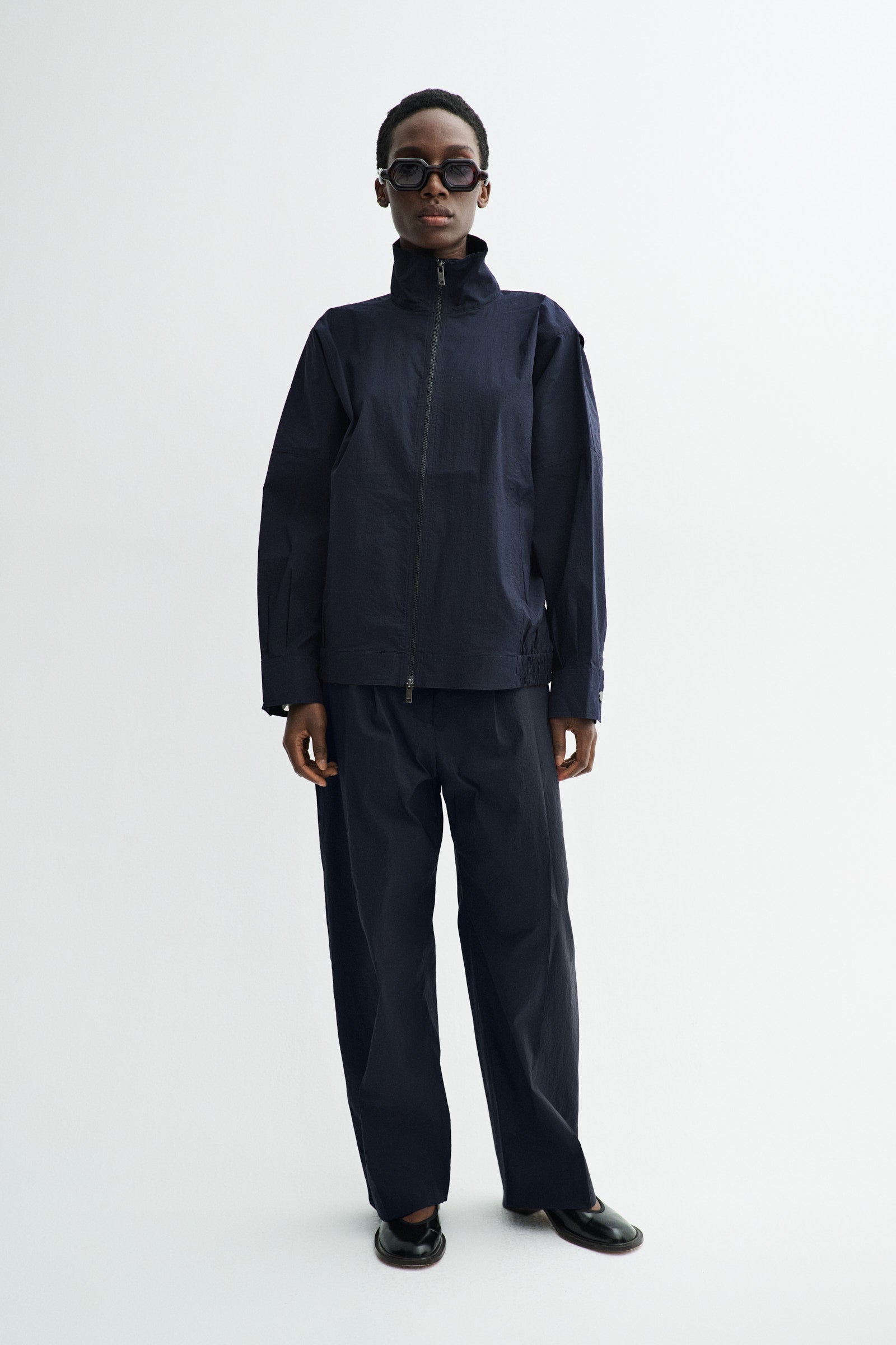 MKDT Studio PALOMA CRISP TECH Pants DARK NAVY