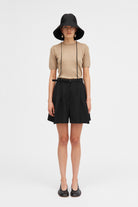 MKDT Studio Prisk Pants Shorts BLACK